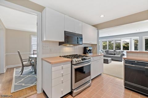 27 Colfax Rd, Springfield, NJ 07081 photo 7