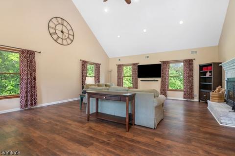 13 Jocelyn Ct, Hampton, NJ 08827 photo 10