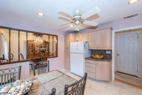 183 Andover Dr, Wayne, NJ 07470 photo 7