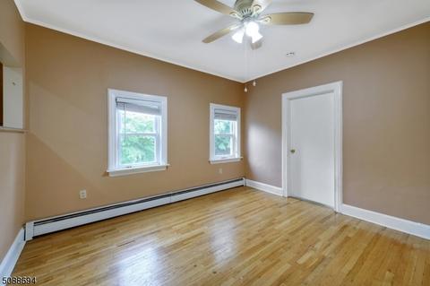 283 Crestview Pl, Teaneck, NJ 07666 photo 8