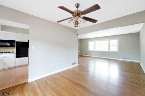 77 Stanton St, Clark, NJ 07066 photo 3