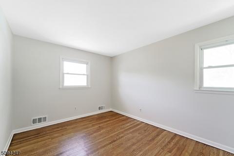 77 Stanton St, Clark, NJ 07066 photo 10