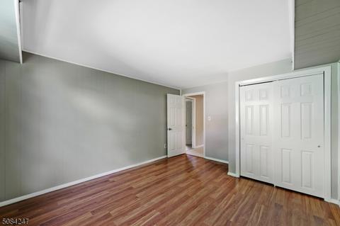 77 Stanton St, Clark, NJ 07066 photo 13