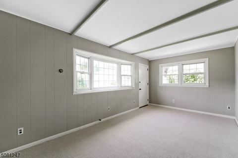 77 Stanton St, Clark, NJ 07066 photo 14