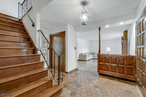 275 Springfield Ave, Paramus, NJ 07652 photo 5