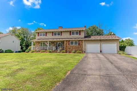 16 Ryan Way, Hackettstown, NJ 07840 photo 1