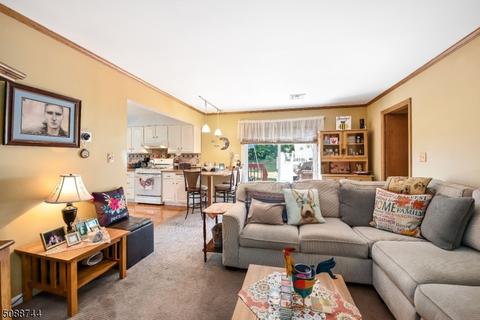 16 Ryan Way, Hackettstown, NJ 07840 photo 12