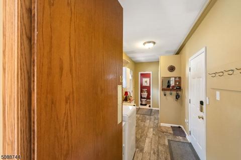 16 Ryan Way, Hackettstown, NJ 07840 photo 13
