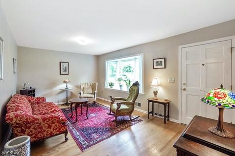 32 Edison Dr, Summit, NJ 07901 photo 4