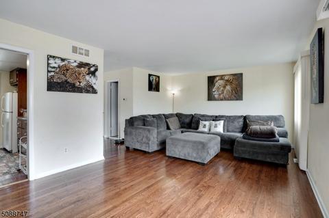61 Fairview Ave, Edison, NJ 08817 photo 8