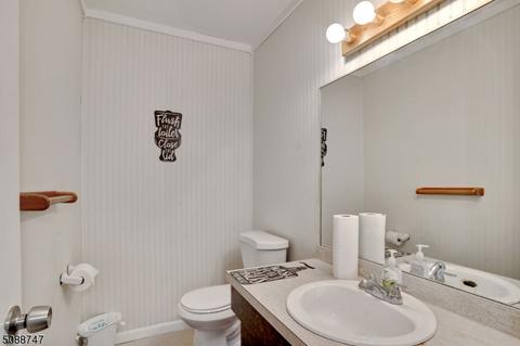 61 Fairview Ave, Edison, NJ 08817 photo 14
