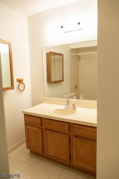 318 Jamestown Ct, Flemington, NJ 08822 photo 15