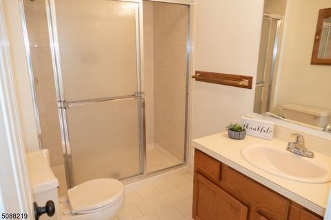 318 Jamestown Ct, Flemington, NJ 08822 photo 20