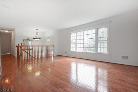 21 Scott St, Waldwick, NJ 07463 photo 6
