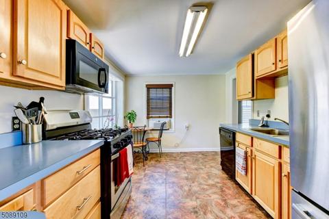 35 Codington Pl, Somerville, NJ 08876 photo 12