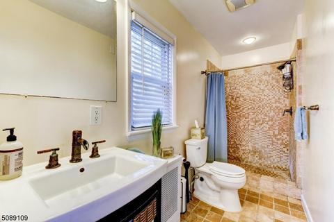 35 Codington Pl, Somerville, NJ 08876 photo 17