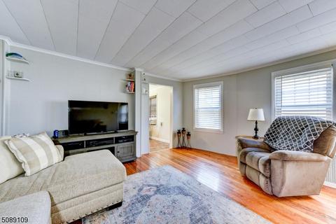 35 Codington Pl, Somerville, NJ 08876 photo 9