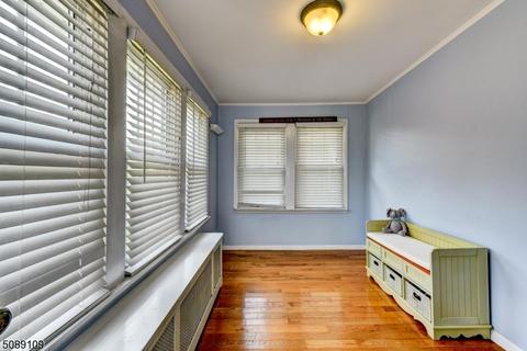 35 Codington Pl, Somerville, NJ 08876 photo 3