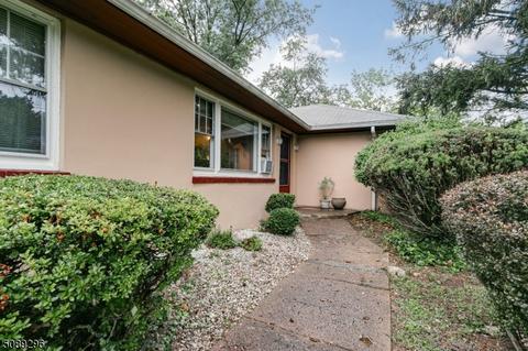 327 Plainfield Rd, Edison, NJ 08820 photo 4