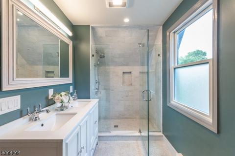 98 Haddon Pl, Montclair, NJ 07043 photo 16