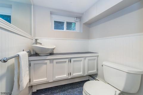 98 Haddon Pl, Montclair, NJ 07043 photo 30