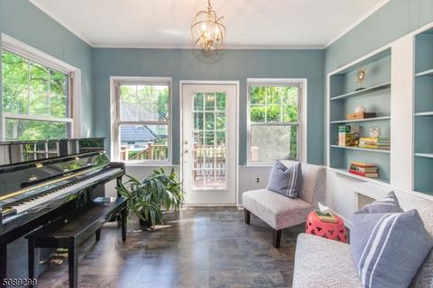 98 Haddon Pl, Montclair, NJ 07043 photo 10