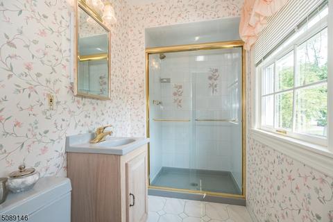 52 Coventry Rd, Wayne, NJ 07470 photo 15