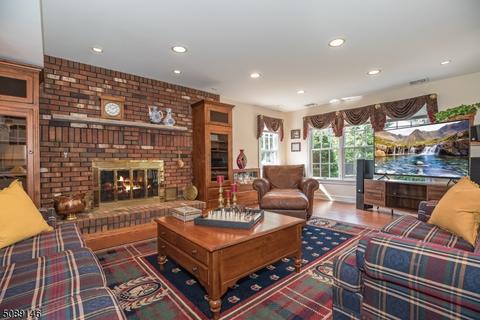 52 Coventry Rd, Wayne, NJ 07470 photo 11