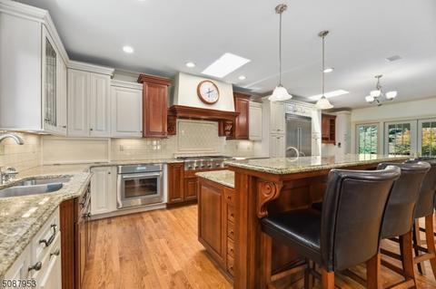 212 Summit Ave, Summit, NJ 07901 photo 16