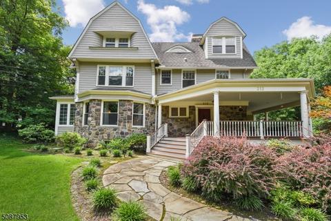 212 Summit Ave, Summit, NJ 07901 photo 1
