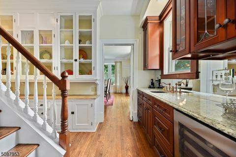 212 Summit Ave, Summit, NJ 07901 photo 9