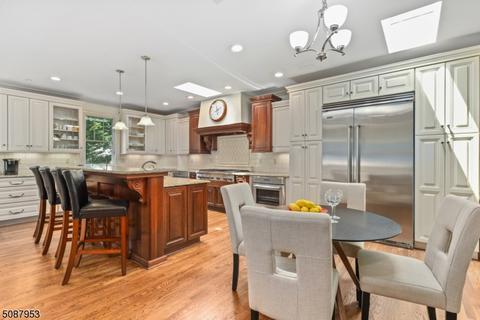 212 Summit Ave, Summit, NJ 07901 photo 14