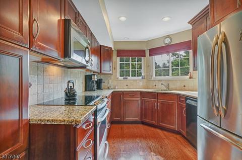 6 Evans Ct, Bedminster, NJ 07921 photo 9