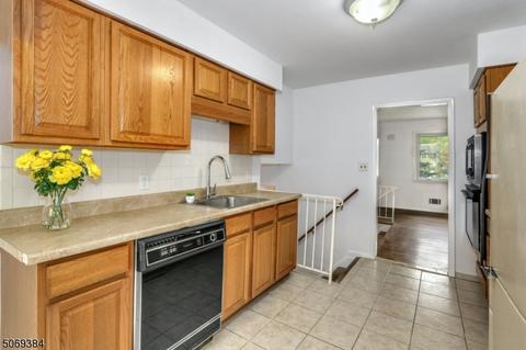 943 Cushing Pl, Plainfield, NJ 07062 photo 12