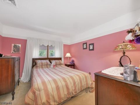 26 Berkley Ct, Wayne, NJ 07470 photo 17