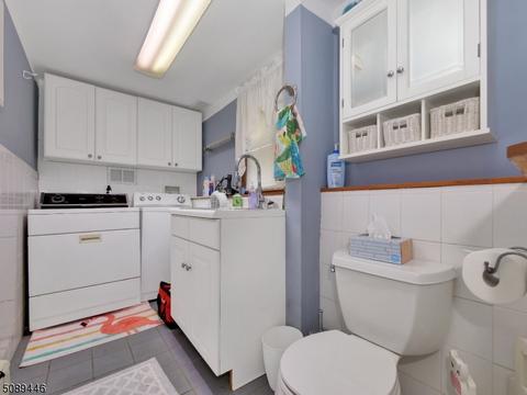 26 Berkley Ct, Wayne, NJ 07470 photo 20