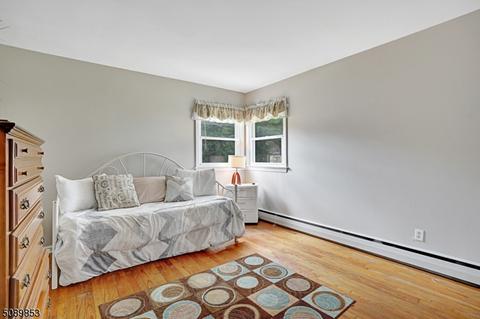 37 Orchard Rd, Middlesex, NJ 08846 photo 16