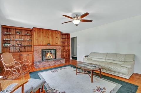 37 Orchard Rd, Middlesex, NJ 08846 photo 6