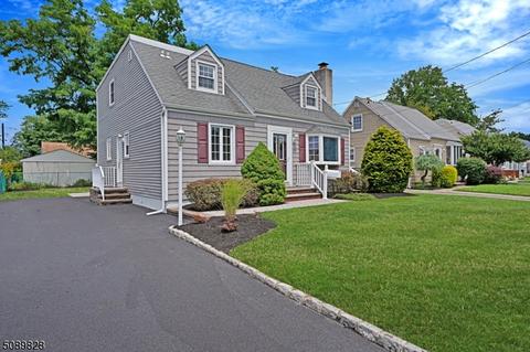 521 Howard Ave, Middlesex, NJ 08846 photo 2
