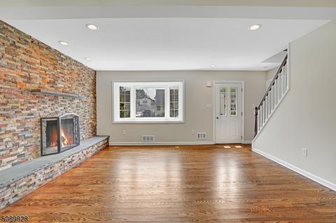 521 Howard Ave, Middlesex, NJ 08846 photo 3