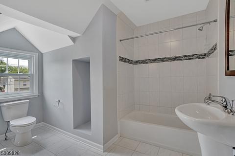 521 Howard Ave, Middlesex, NJ 08846 photo 19