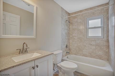 521 Howard Ave, Middlesex, NJ 08846 photo 15