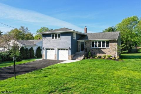 108 Warwick Cir, Springfield, NJ 07081 photo 1