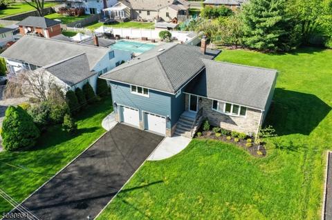 108 Warwick Cir, Springfield, NJ 07081 photo 3