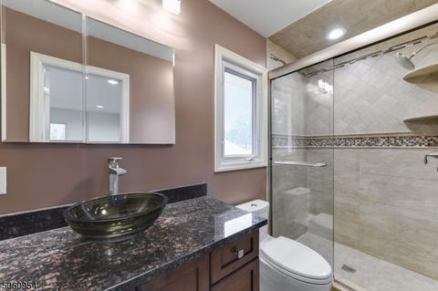 108 Warwick Cir, Springfield, NJ 07081 photo 13