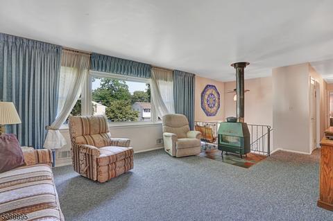 1106 Dorn Ave, Middlesex, NJ 08846 photo 2