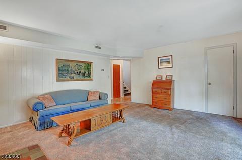 1106 Dorn Ave, Middlesex, NJ 08846 photo 22