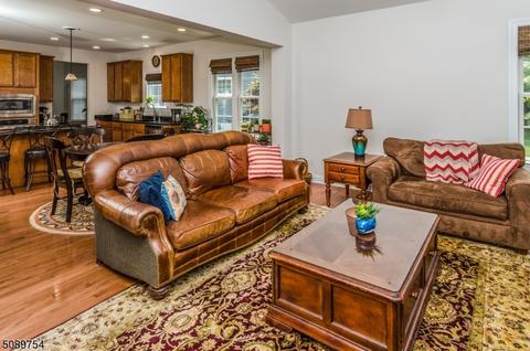 82 Bedford Dr, Skillman, NJ 08558 photo 12