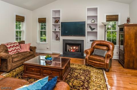82 Bedford Dr, Skillman, NJ 08558 photo 11