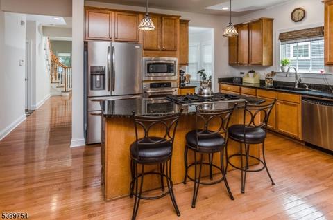 82 Bedford Dr, Skillman, NJ 08558 photo 8